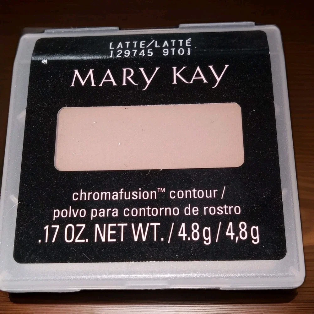 Mary Kay Chromafusion Blush Contour ** LATTE ** NIB CHEEK COLOR